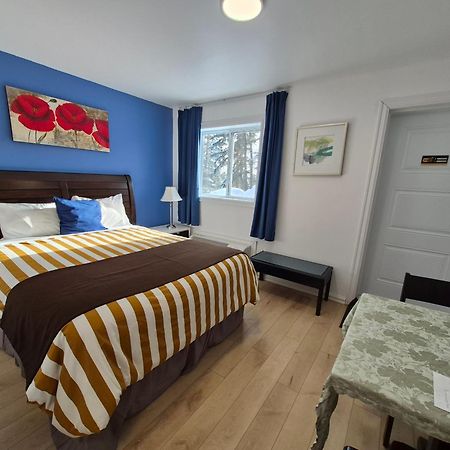 Motel Le Radisson de Val-David Extérieur photo
