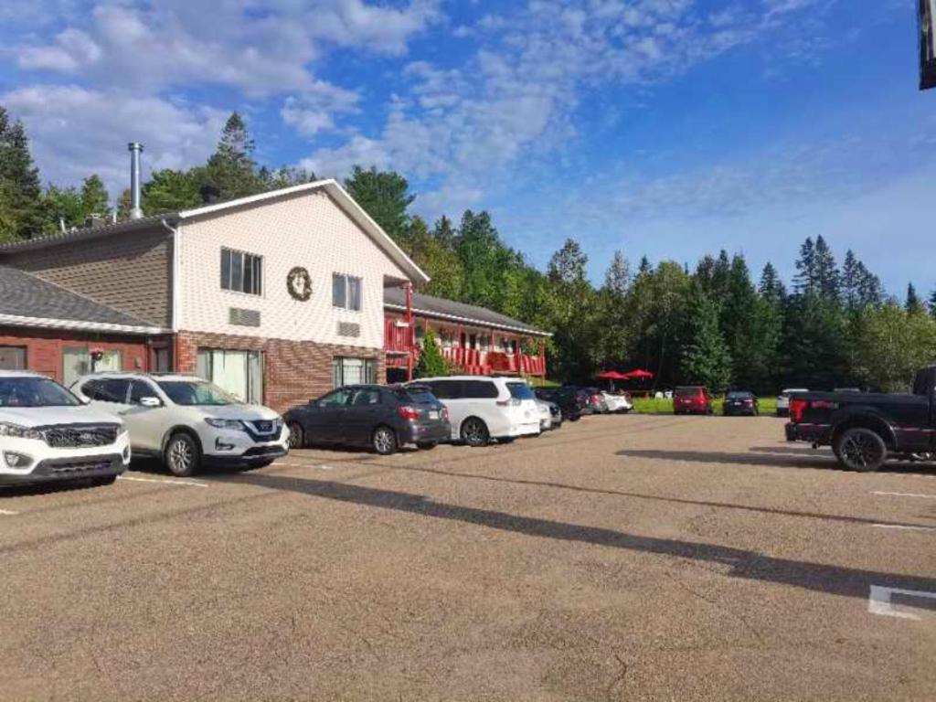 Motel Le Radisson de Val-David Extérieur photo