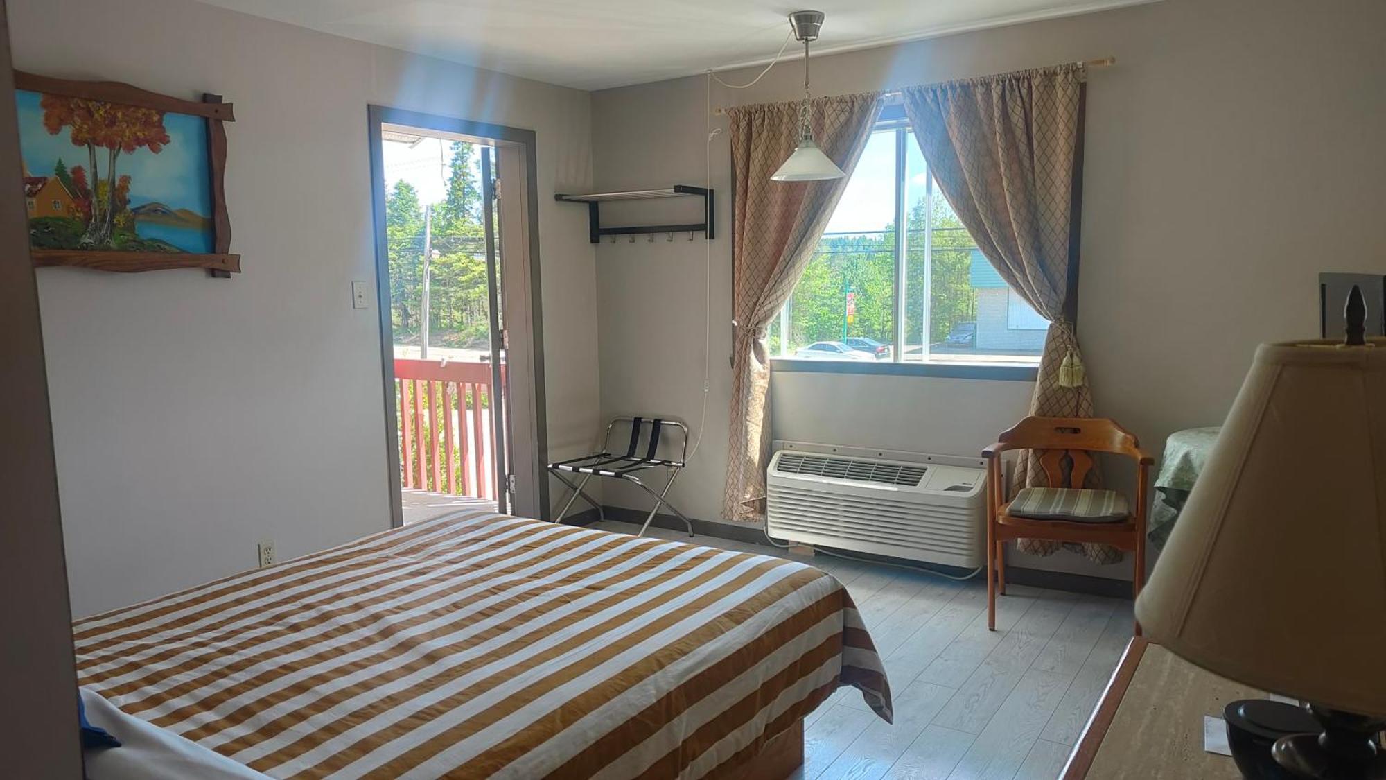 Motel Le Radisson de Val-David Chambre photo